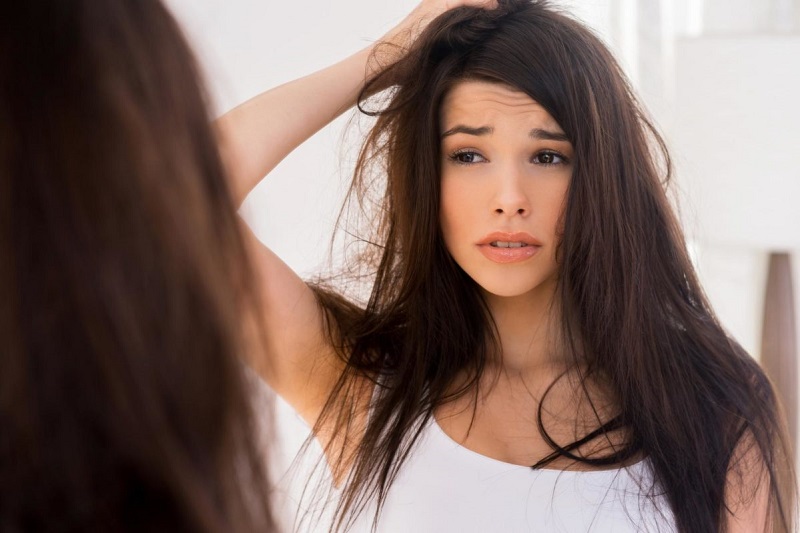 Rụng tóc nhiều do da nhờn có chữa hết không?